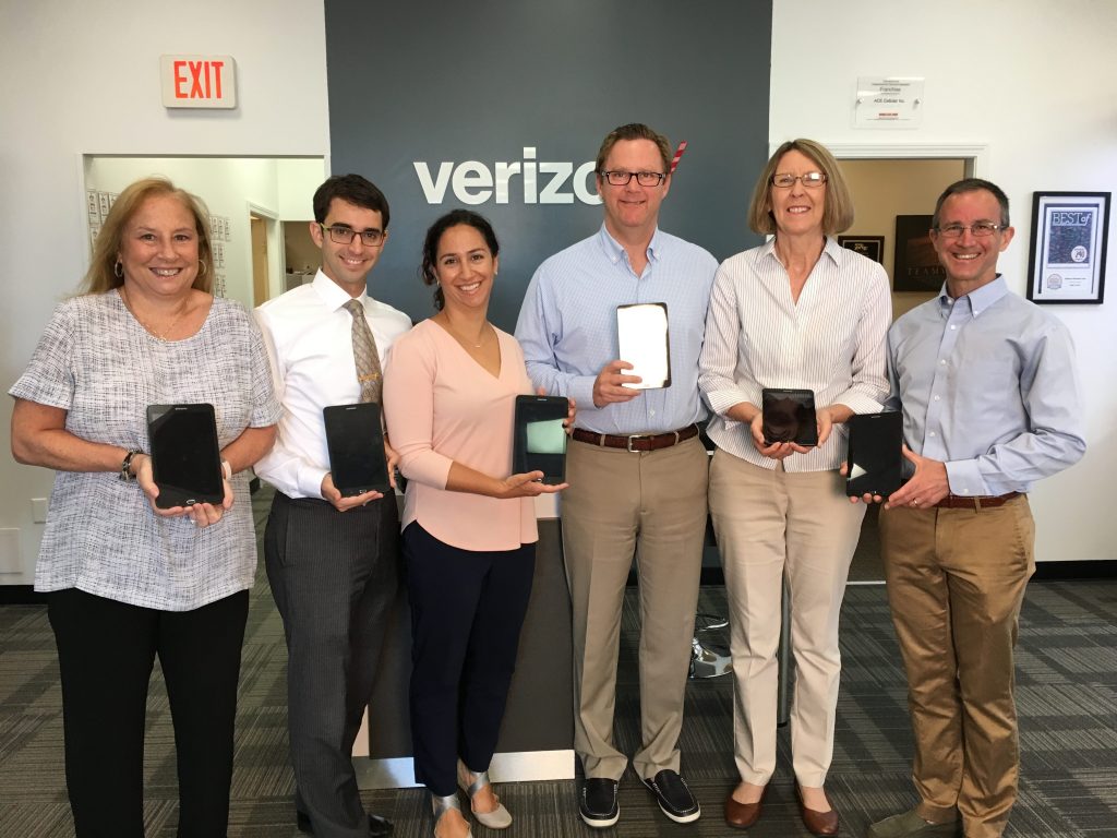 Verizon Wireless donates Samsung Tablets to local nonprofits in southeastern Connecticut.