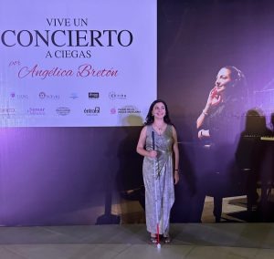 Angélica Bretón Morán performs on stage at the 2024 Blind Concert in Mexico