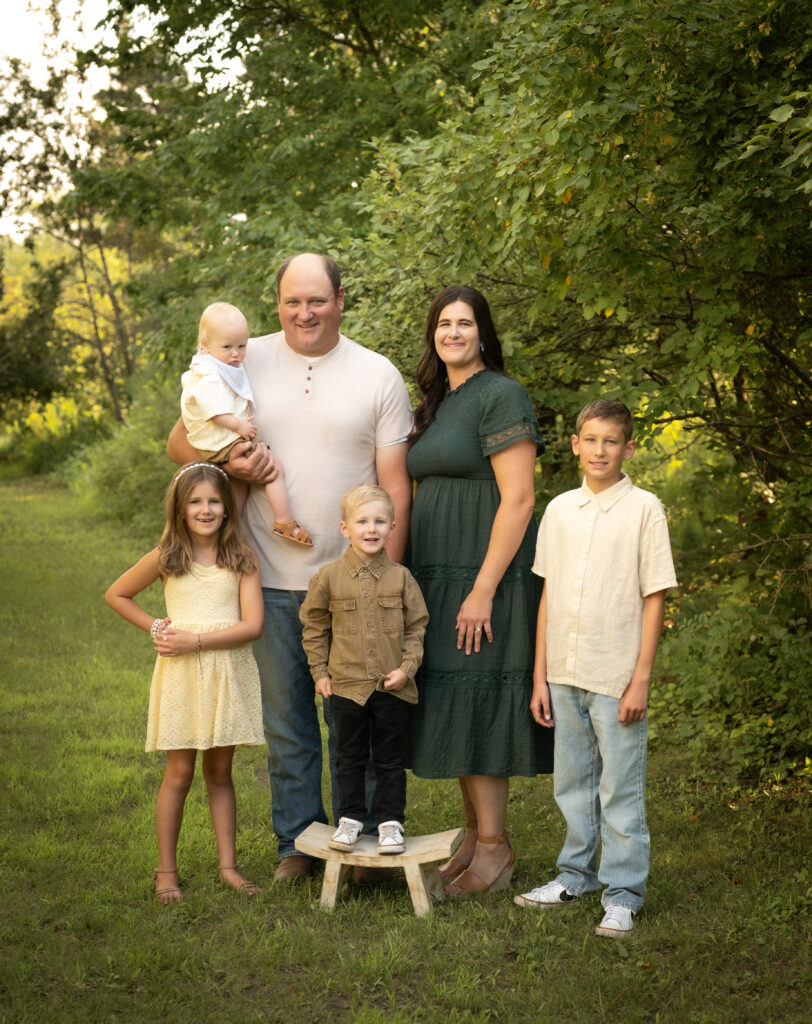 Maverick, Jordan, Amanda,
Pepper, Jade, and Connor